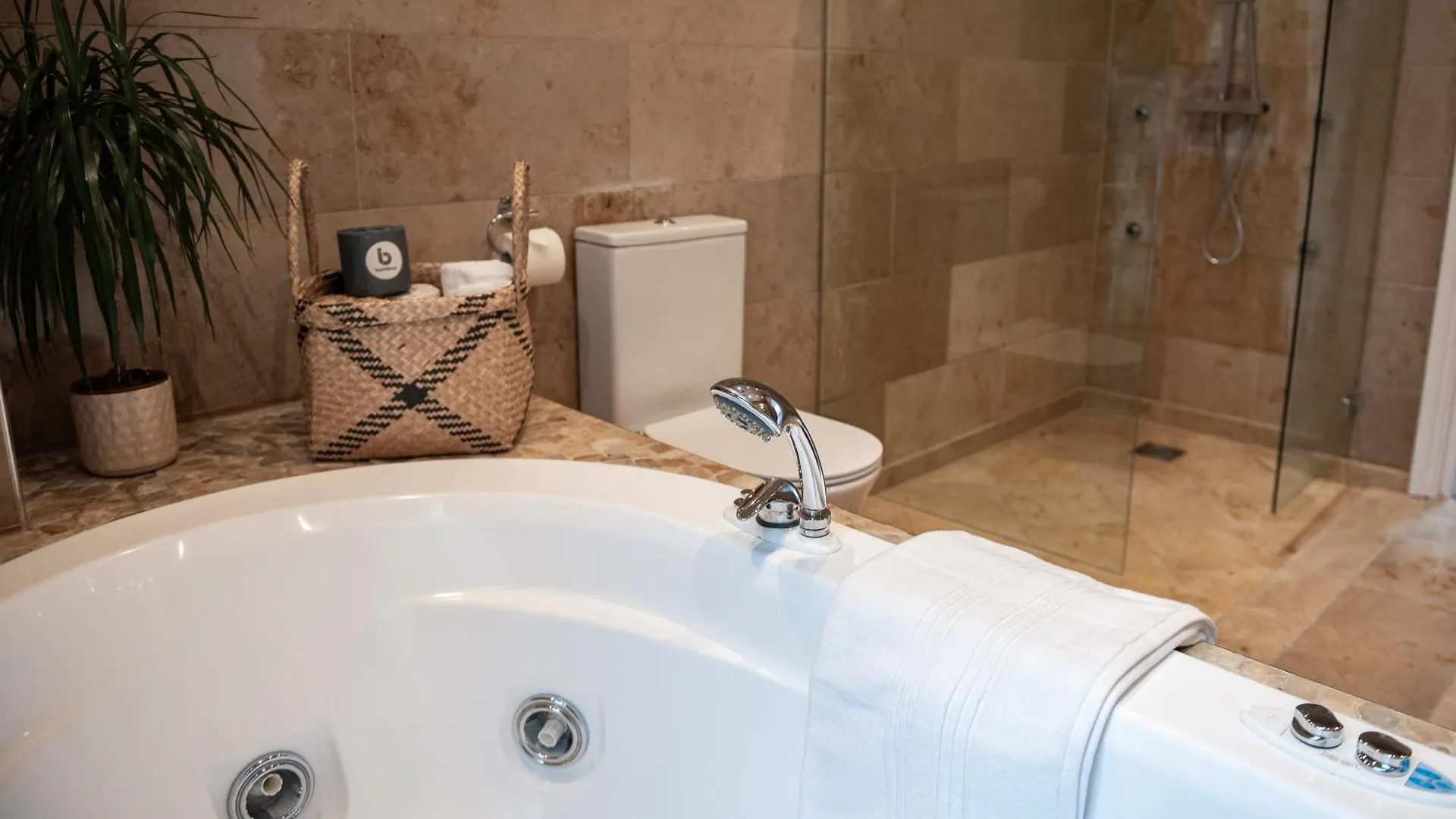 Casa vacanze Georgian Town House, Rooftop Terrace, Hot Tub Southampton